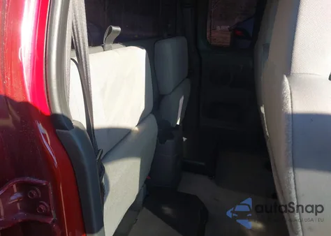 2004 Chevrolet Colorado z USA, uszkodzony, nr VIN 1GCCS196X48184049